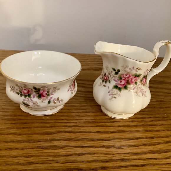 Royal Albert Bone China 3 Pc Sugar, Creamer, Tray Lavender Rose Pattern England - Picture 9 of 13